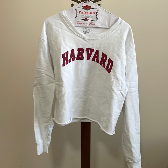 u trau Tops - Harvard cropped sweatshirt